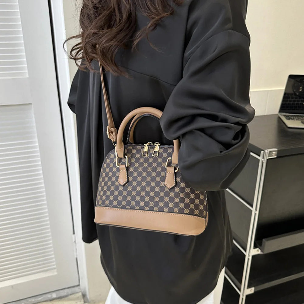 Korean-style small handbag - Women's bag - 2026 summer new trendy casual shoulder bag - Elegant and fashionable shell bag