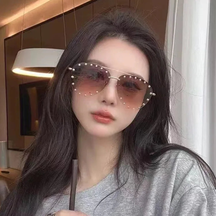 2026 Diamond Rhinestone  Sunglasses Ladies Fashion Gradient Metal Polygon Rimless Eyeware Outdoor Sunscreen Sun Glasses Shades