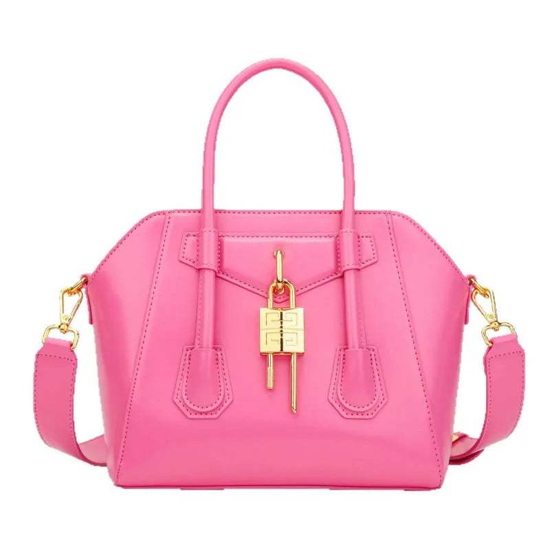 Fashion Forward Diaper Bag Women's Leather Tote Luxury Crossbody Bag Vintage Minimalist Designer Large Capacity Elegant