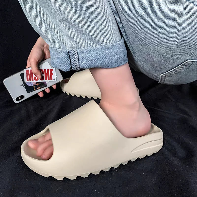 Hot sales Coconut Slippers Cloud Thick-soled Sandals Summer Fashion Soft Bottom Beach Men Slippers Women's Sandals EVA Slides
