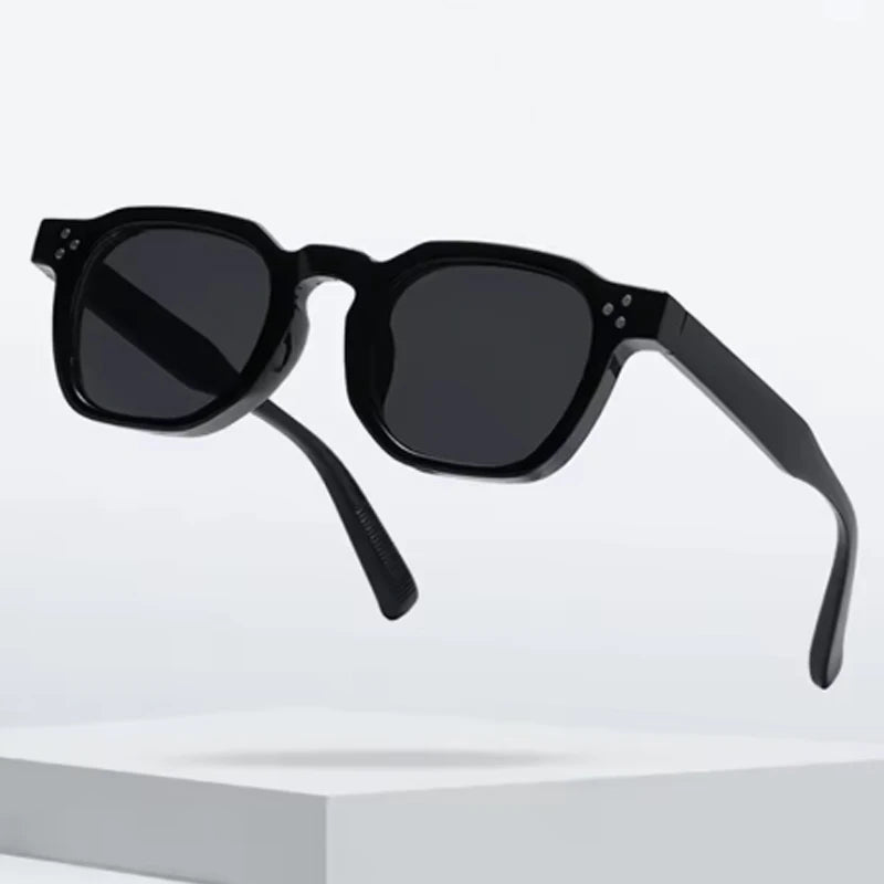 JNPCXI Fashion Vintage Rivet Oval Sunglasses Women Men Luxury Leopard Sun Glasses Anti Blue Light Eyeglasses Frame