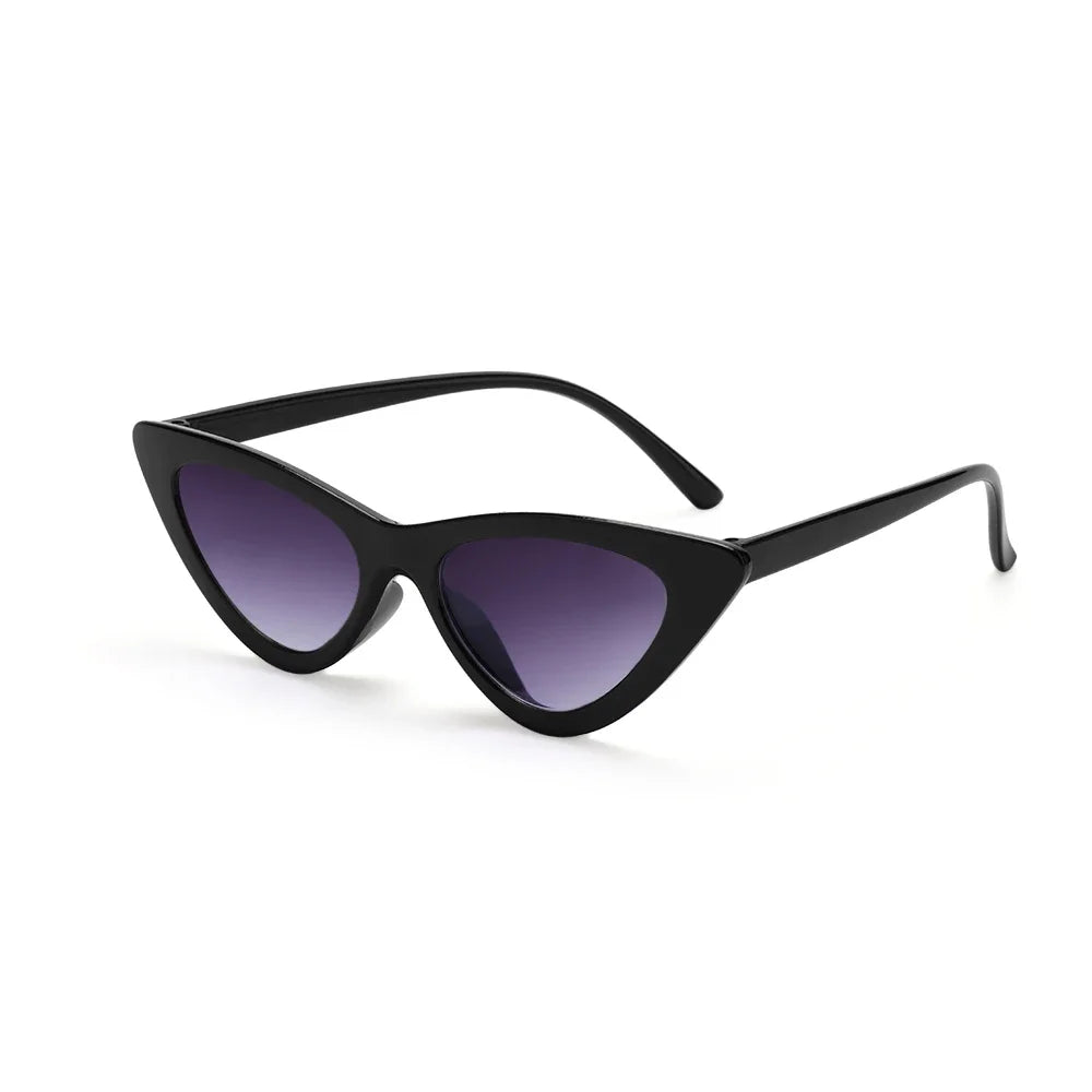 New Sexy Cat Eye Sunglasses Women Small Triangle Vintage Ladies Sunglasses Red Female Trending Streetwear UV400 Shades Eyewear