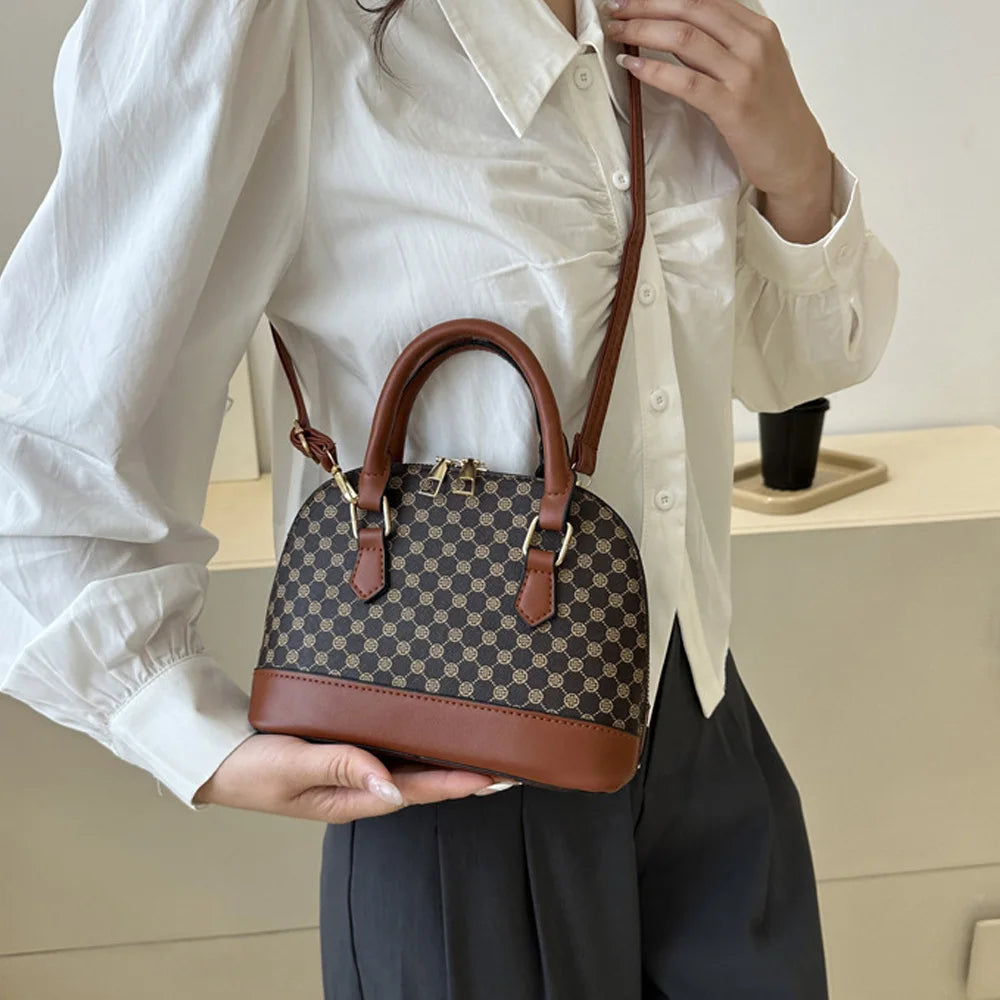 Korean-style small handbag - Women's bag - 2026 summer new trendy casual shoulder bag - Elegant and fashionable shell bag