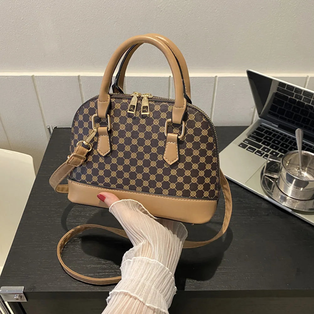 Korean-style small handbag - Women's bag - 2026 summer new trendy casual shoulder bag - Elegant and fashionable shell bag